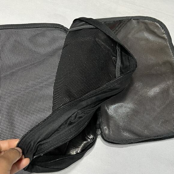 Eagle Creek Packing Cube 15x10x3 Dual Compartment Black Gray - Picture 6 of 7